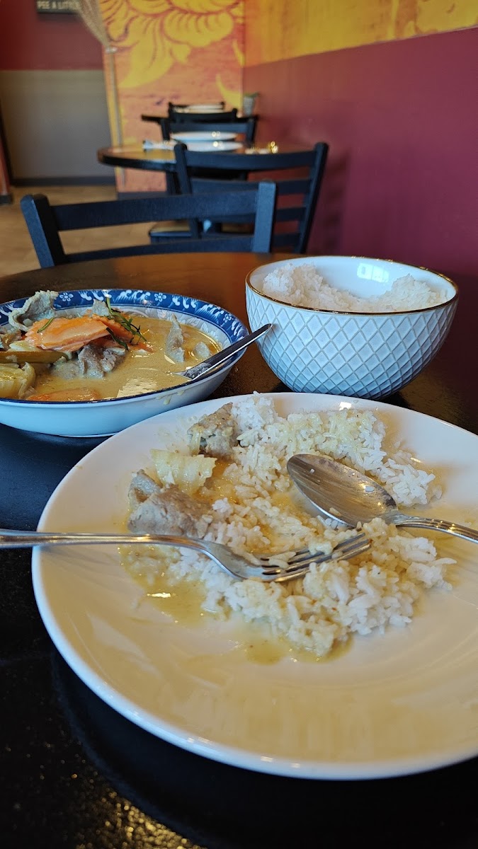 Siam Thai Kitchen-9